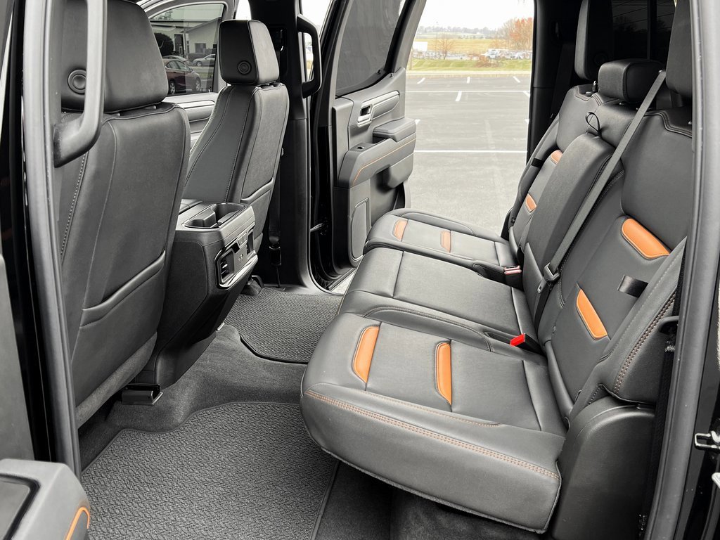 Used 2025 GMC Sierra 1500 AT4 w/ Technology Package image 20