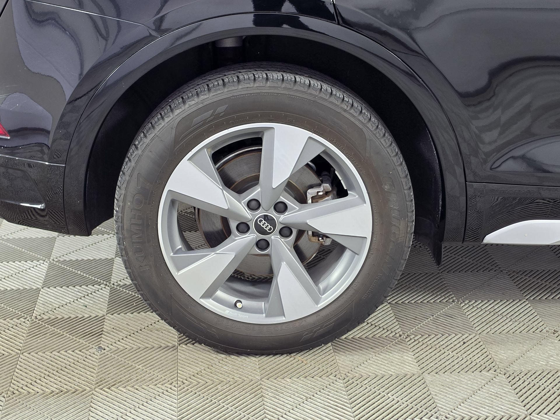 Used 2024 Audi Q5 Premium AWD/4WD image 42