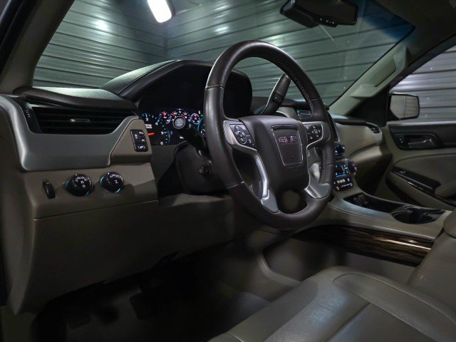 Used 2017 GMC Yukon XL SLT w/ Open Road Package image 10