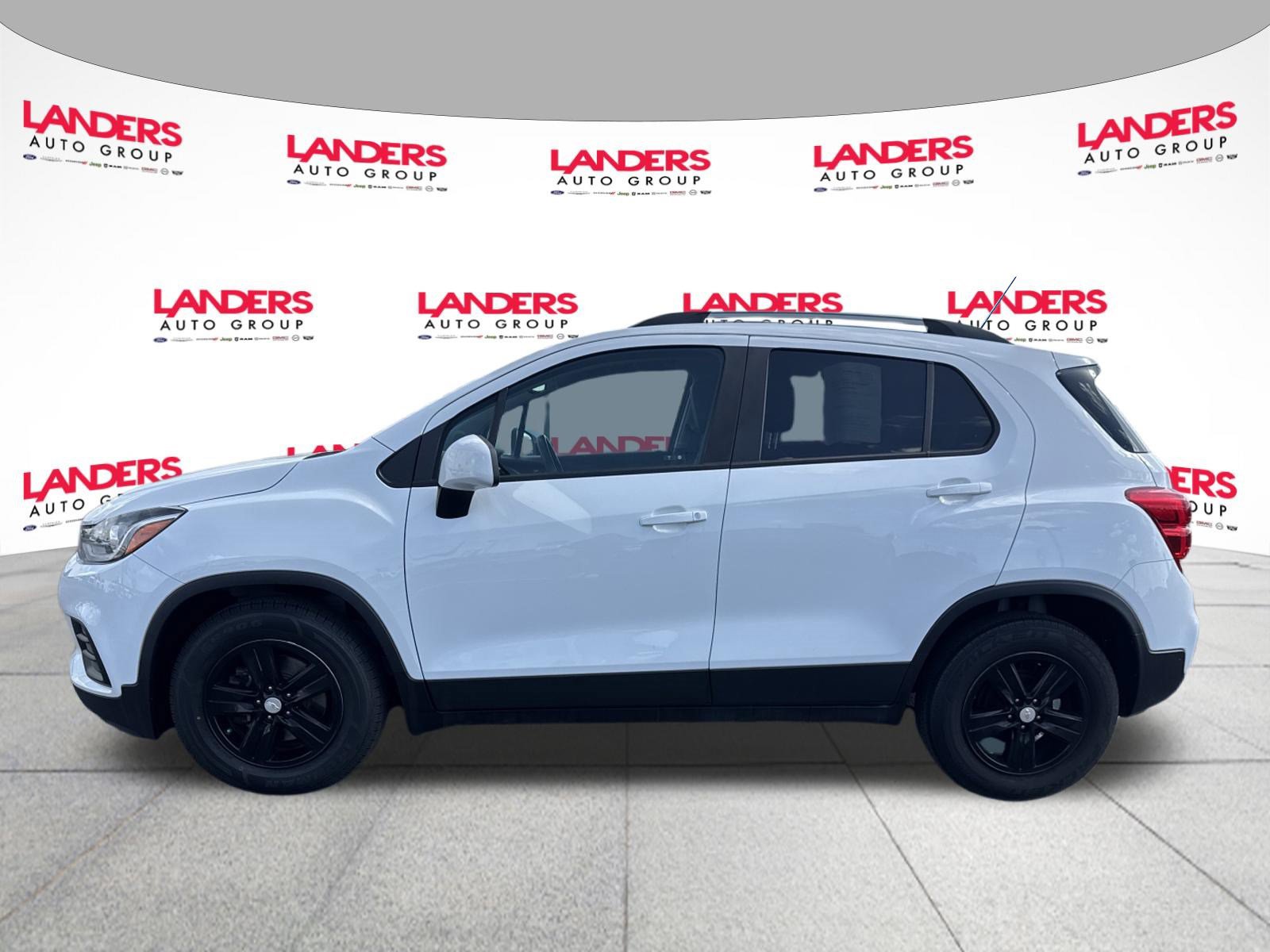 Used 2022 Chevrolet Trax LT FWD image 11