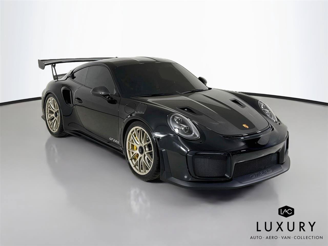 Used 2018 Porsche 911 GT2 RS RWD image 2