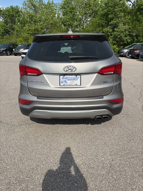 Used 2018 Hyundai Santa Fe Sport w/ 2.0T Ultimate Tech Package 05 AWD/4WD image 4