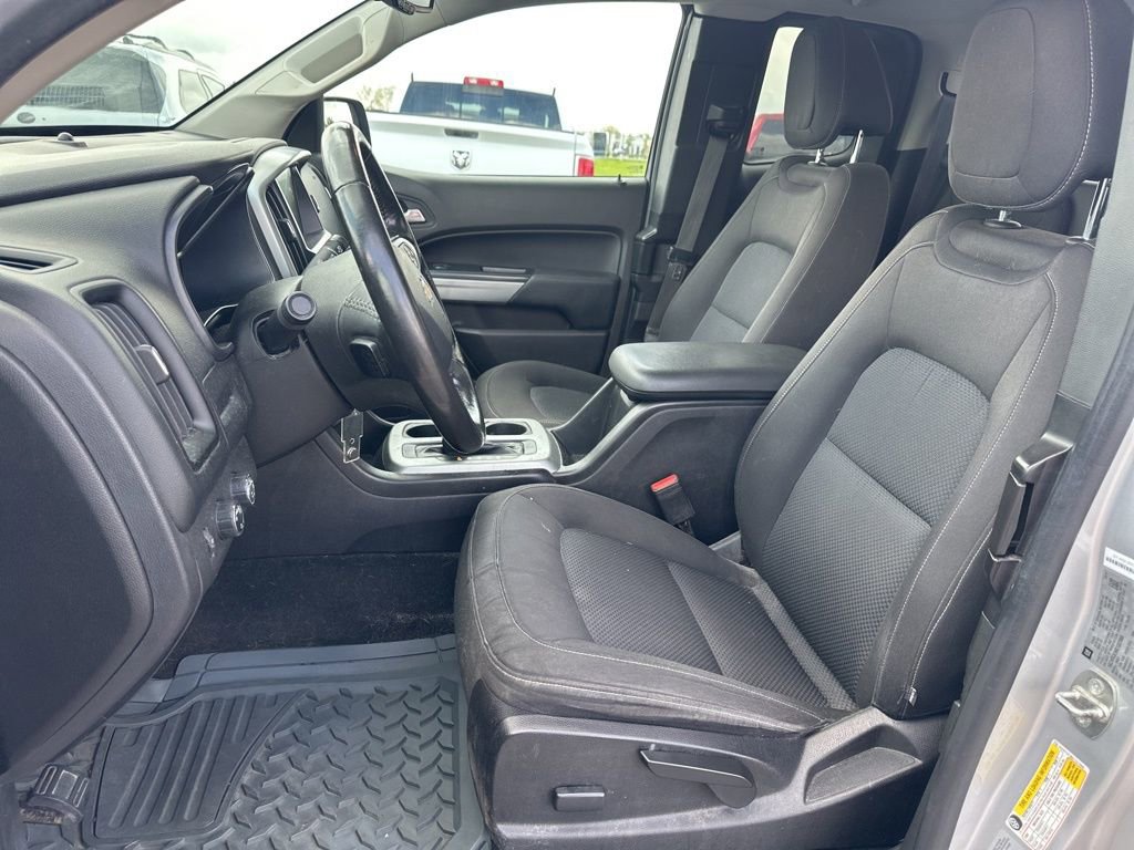 Used 2016 Chevrolet Colorado LT AWD/4WD image 15