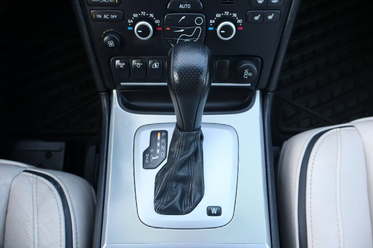 Used 2009 Volvo XC90 V8 R-Design AWD/4WD image 39