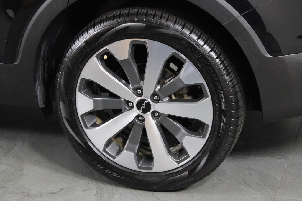 Used 2022 Kia Telluride S FWD image 15