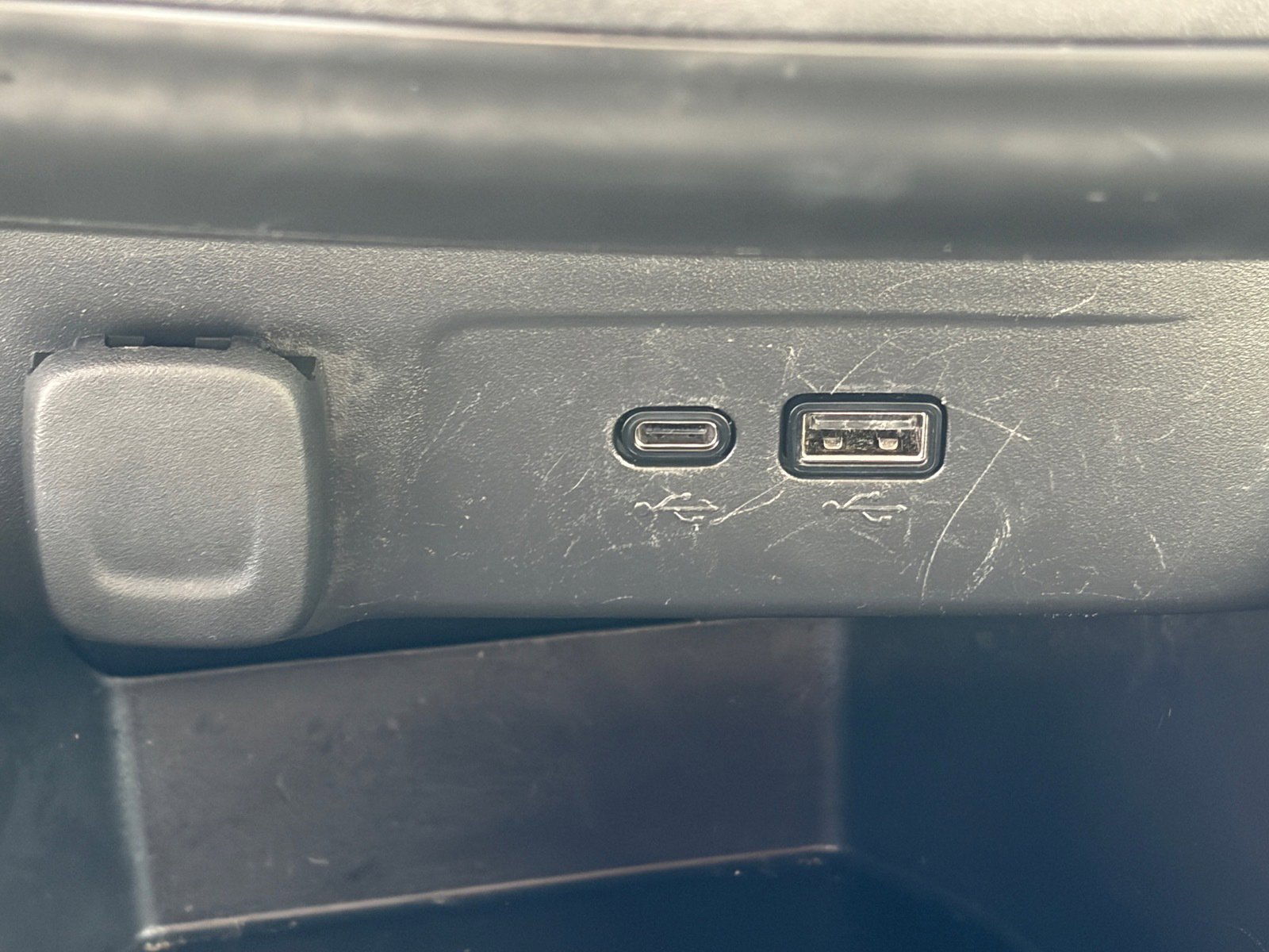 Used 2025 Chevrolet Trax LS image 25