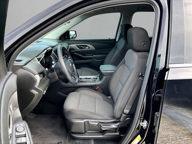 Used 2020 Chevrolet Traverse LS w/ LPO, Black Accent Package FWD image 27