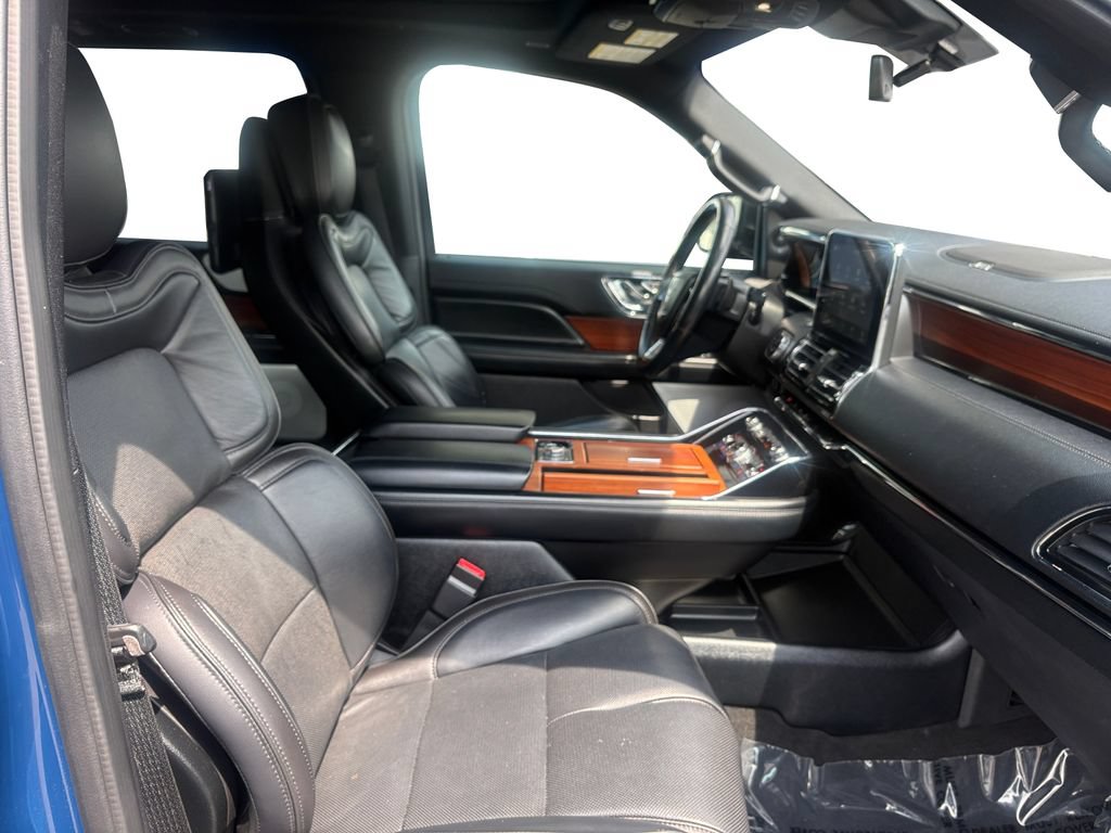 Used 2018 Lincoln Navigator L Reserve w/ Technology Package AWD/4WD image 15