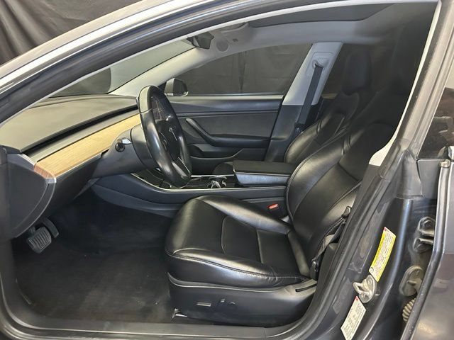 Used 2018 Tesla Model 3 Long Range RWD image 21