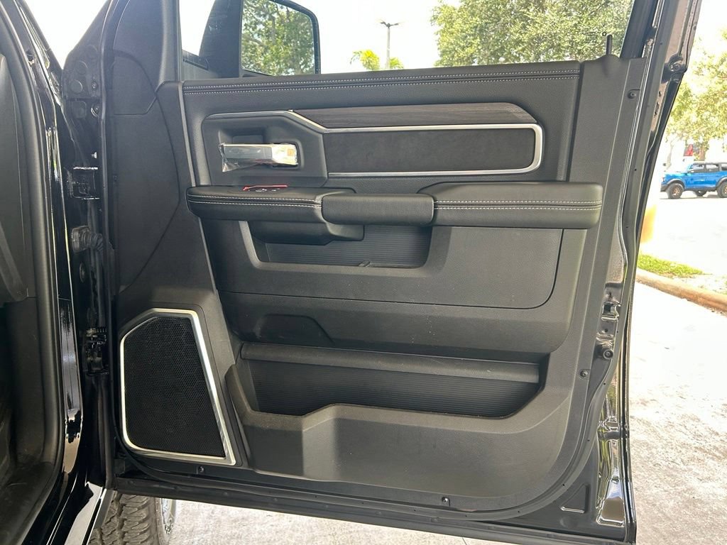 Used 2025 RAM 2500 Laramie w/ Night Edition AWD/4WD image 29