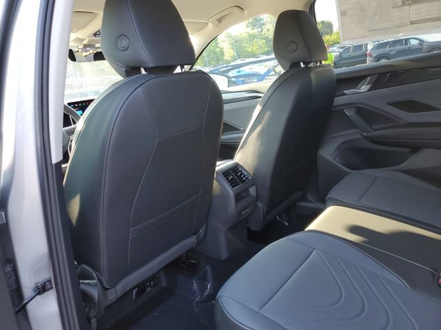 New 2026 Volkswagen Tiguan SE AWD/4WD image 10