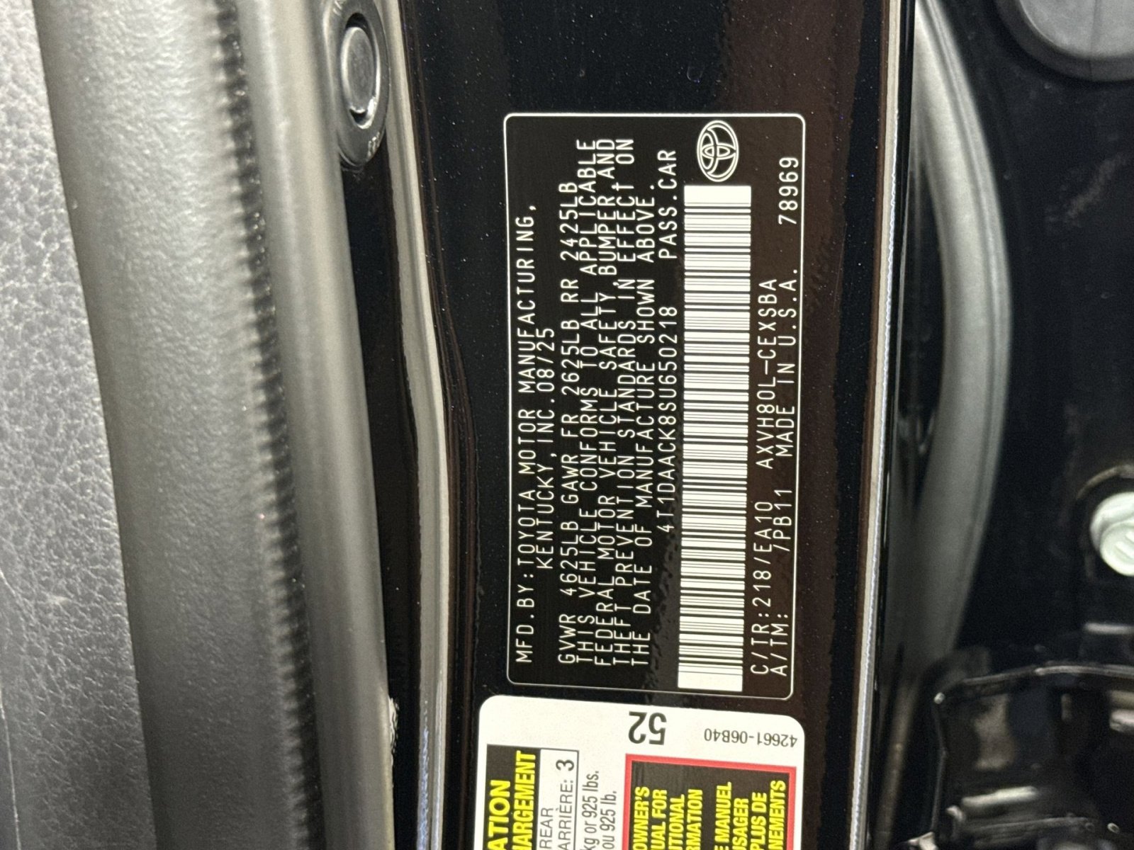 Used 2025 Toyota Camry SE w/ Multimedia Upgrade Package image 29