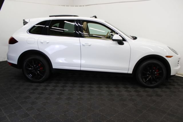Used 2013 Porsche Cayenne AWD/4WD image 4