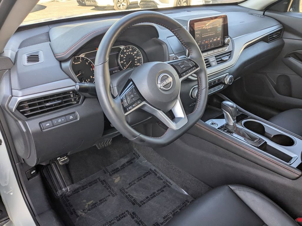Used 2025 Nissan Altima 2.5 SR image 13