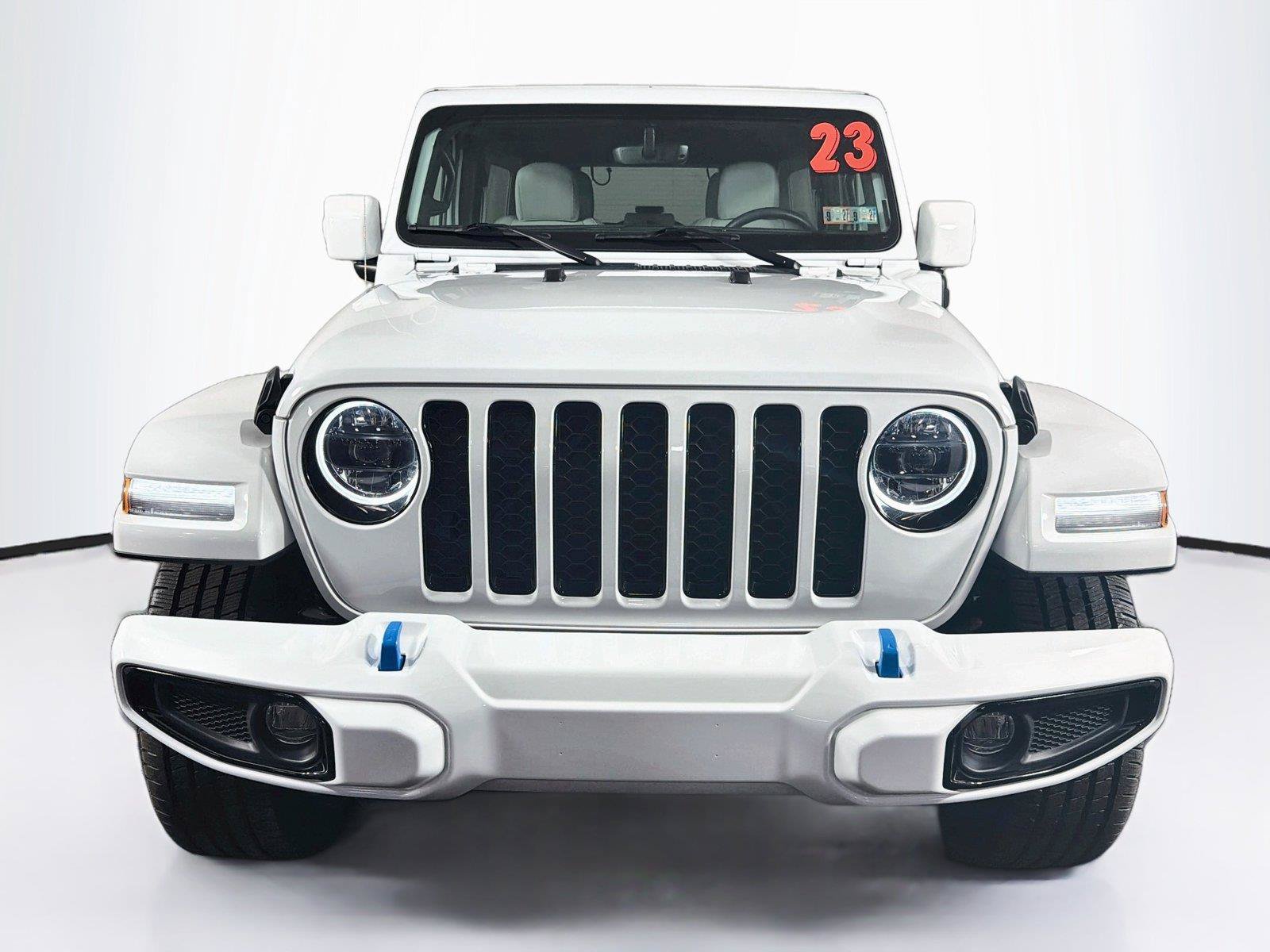 Used 2023 Jeep Wrangler Unlimited Sahara AWD/4WD image 6