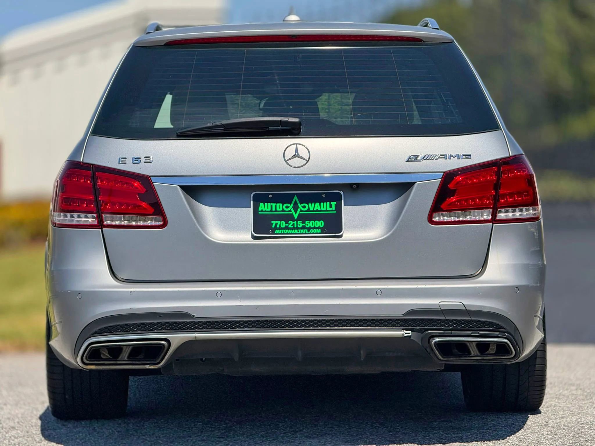 Used 2015 Mercedes-Benz E 63 AMG S-Model w/ Driver Assistance Package image 10