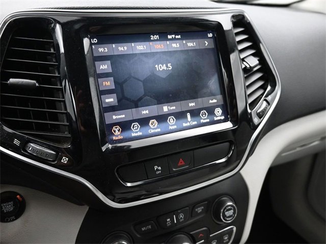 Used 2019 Jeep Cherokee Limited image 19