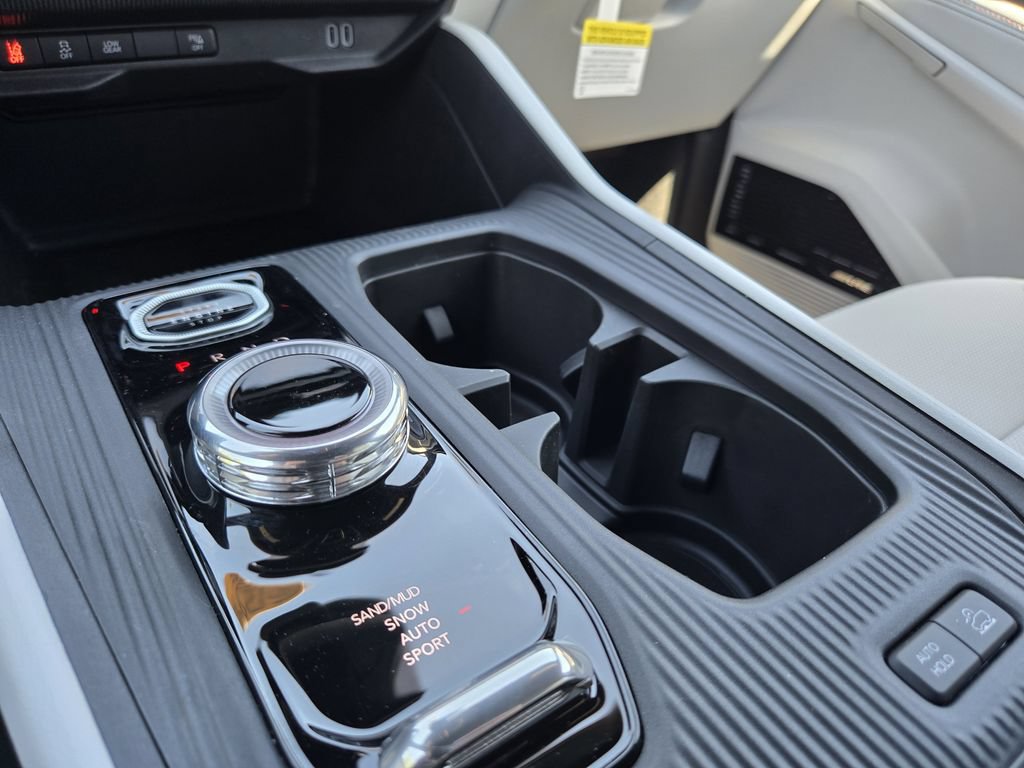 New 2026 Jeep Cherokee Limited AWD/4WD image 16