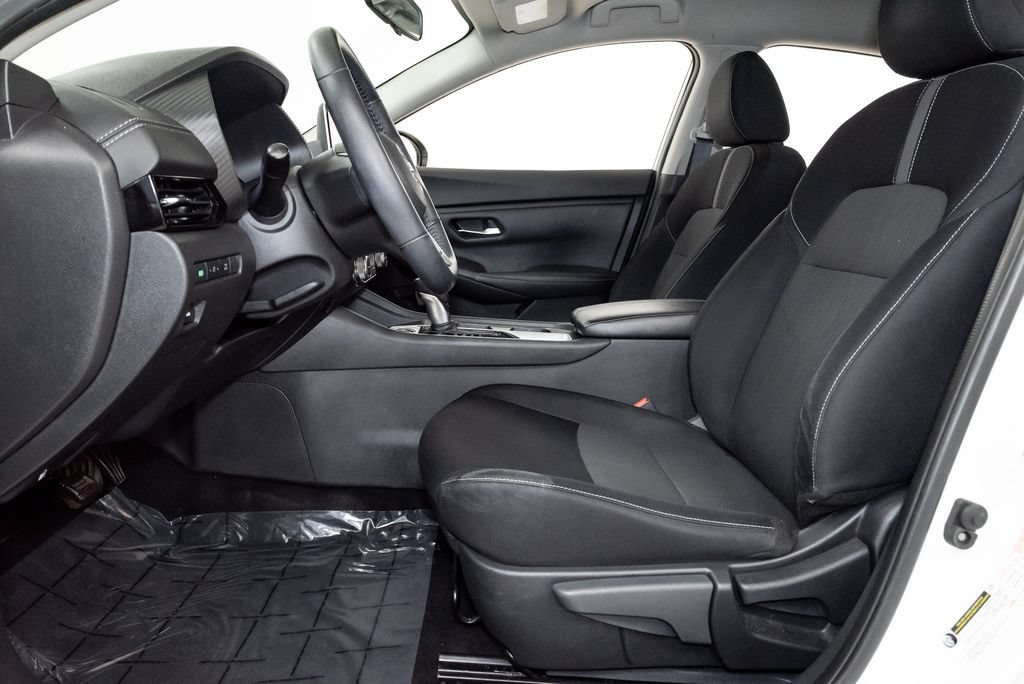 Used 2020 Nissan Sentra SV FWD image 11