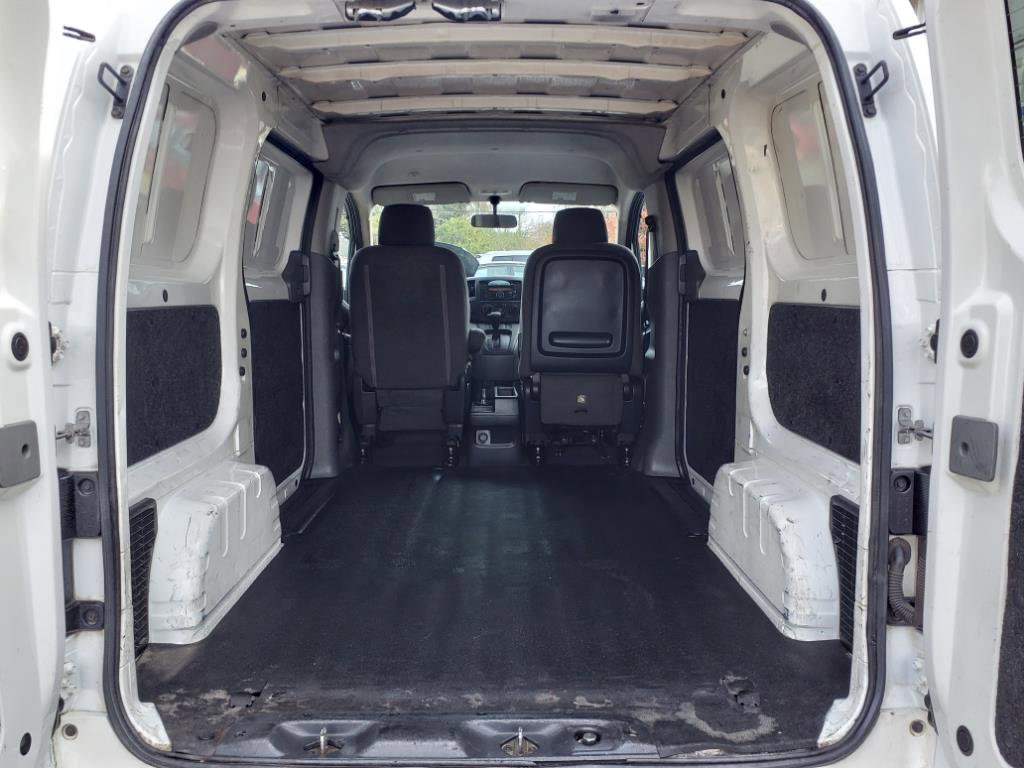 Used 2014 Nissan NV200 SV w/ Exterior Appearance Package FWD image 3