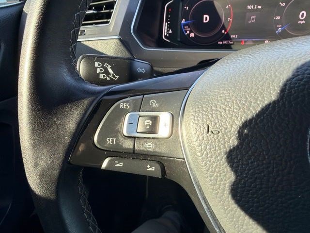 Used 2021 Volkswagen Tiguan SEL Premium R-Line w/ 3rd Row Seat Package AWD/4WD image 21