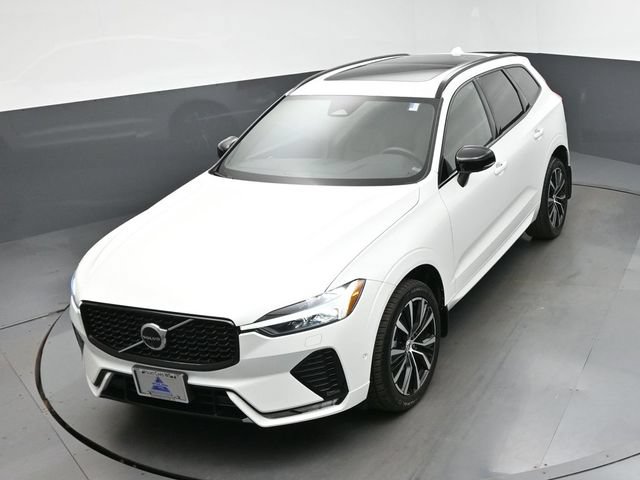 Used 2024 Volvo XC60 B5 Plus w/ Protection Package Premier AWD/4WD image 45