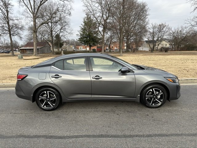 Used 2025 Nissan Sentra SV image 28
