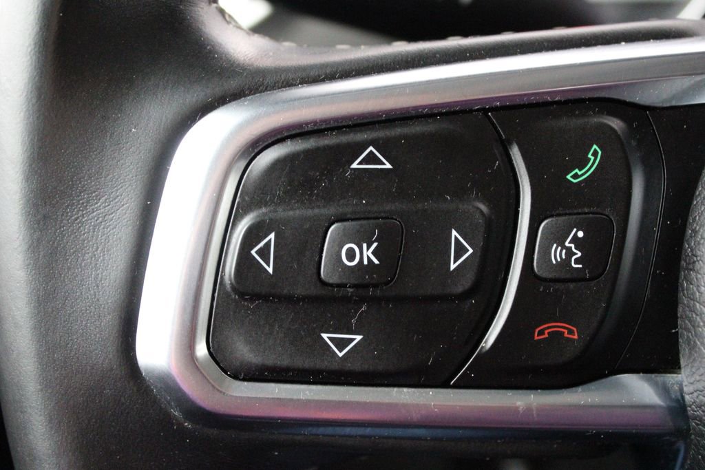 Used 2018 Jeep Wrangler Unlimited Sahara AWD/4WD image 29