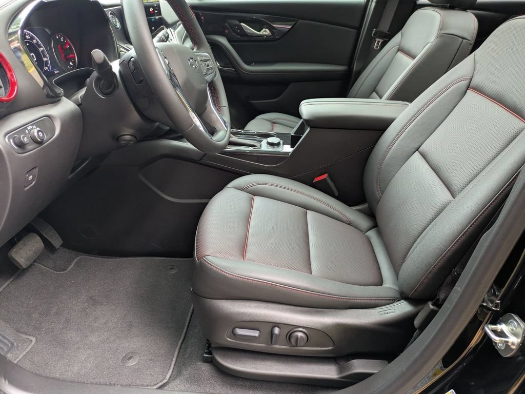 New 2026 Chevrolet Blazer RS w/ Driver Confidence II Package FWD image 11