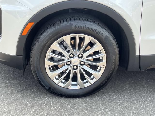 Certified 2024 Cadillac XT4 Premium Luxury AWD/4WD image 8