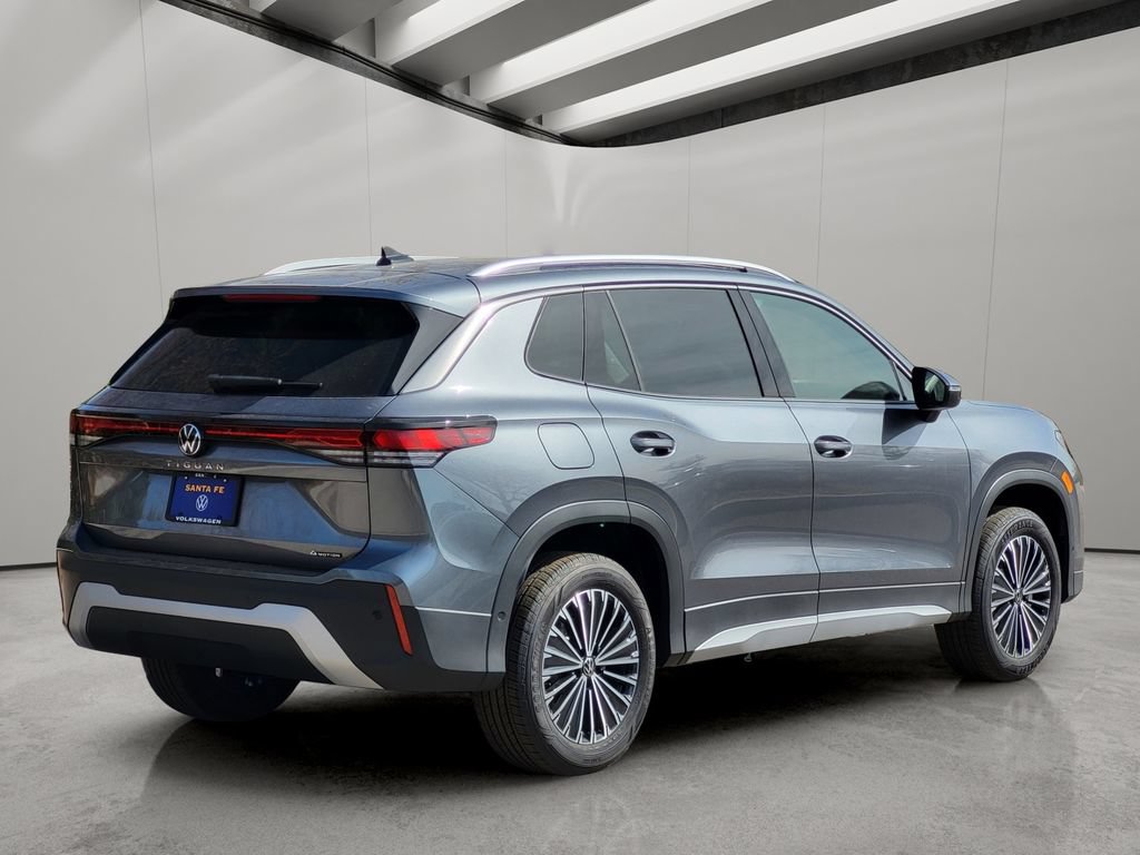 New 2026 Volkswagen Tiguan S AWD/4WD image 4