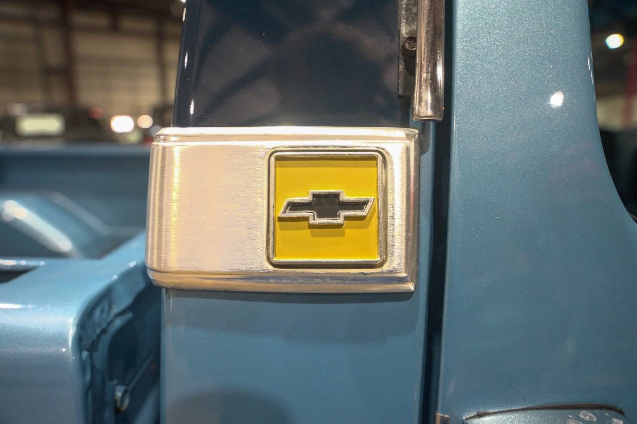 Used 1987 Chevrolet Silverado 1500 1500 RWD image 25