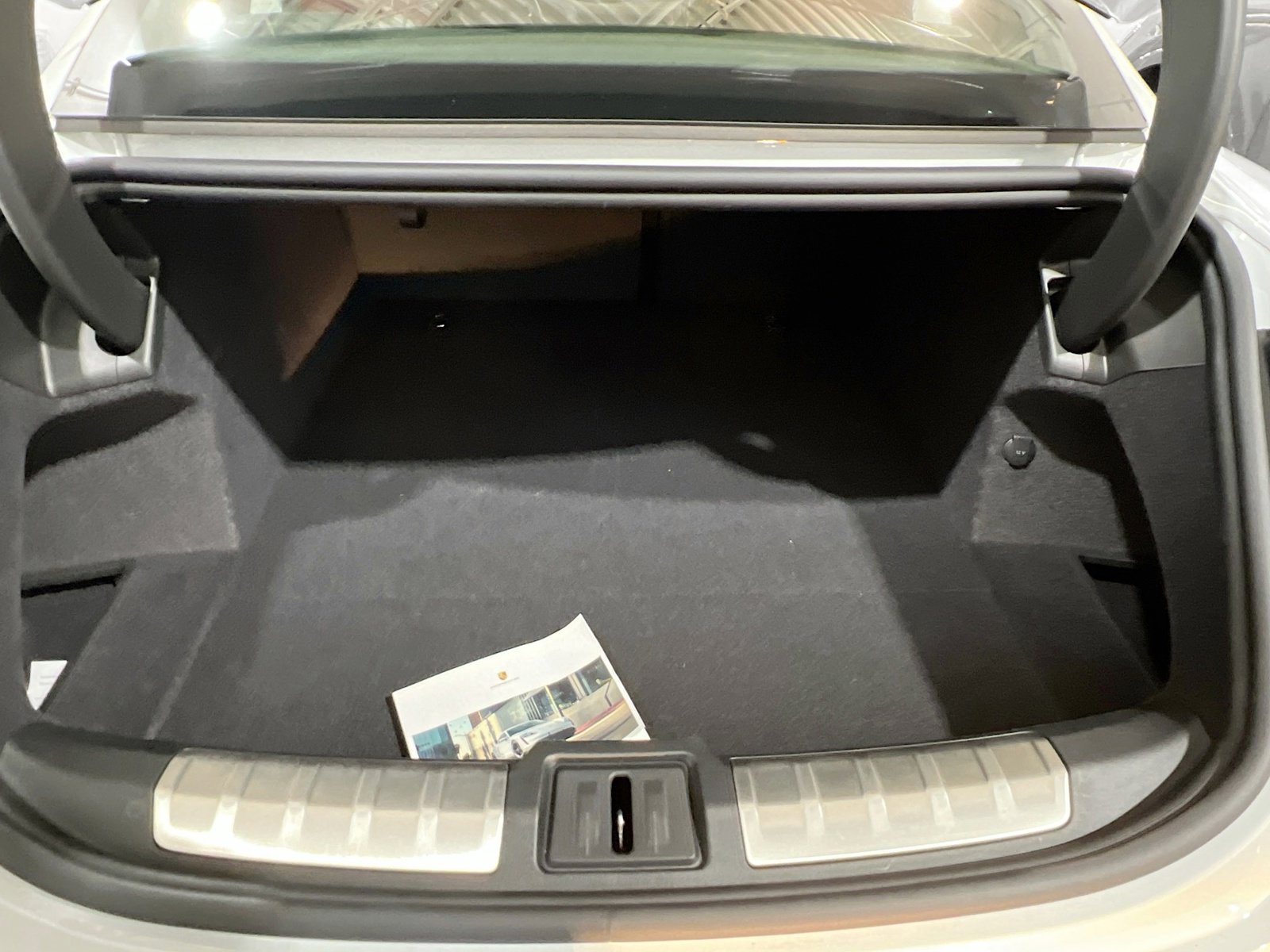 Used 2020 Porsche Taycan Turbo image 19