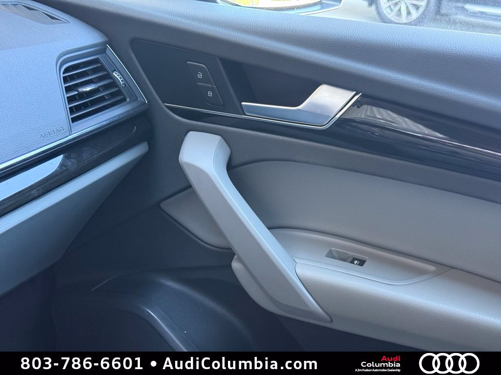 Used 2020 Audi Q5 2.0T Premium w/ Convenience Package AWD/4WD image 35