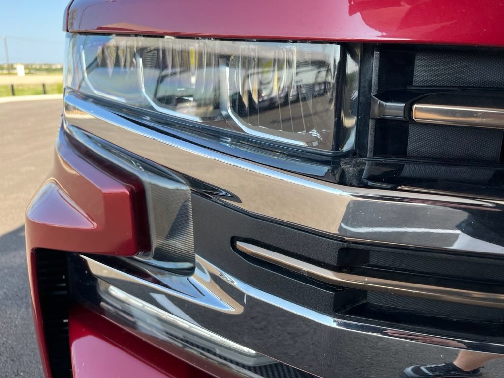 Used 2019 Chevrolet Silverado 1500 High Country w/ High Country Premium Package AWD/4WD image 15