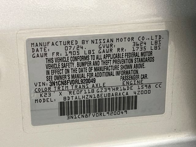 Used 2024 Nissan Versa SR FWD image 28