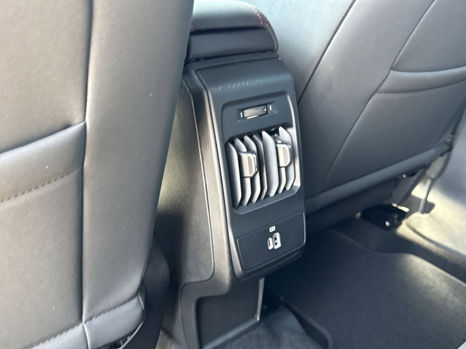 New 2025 Dodge Hornet GT w/ Cold Weather Group image 29