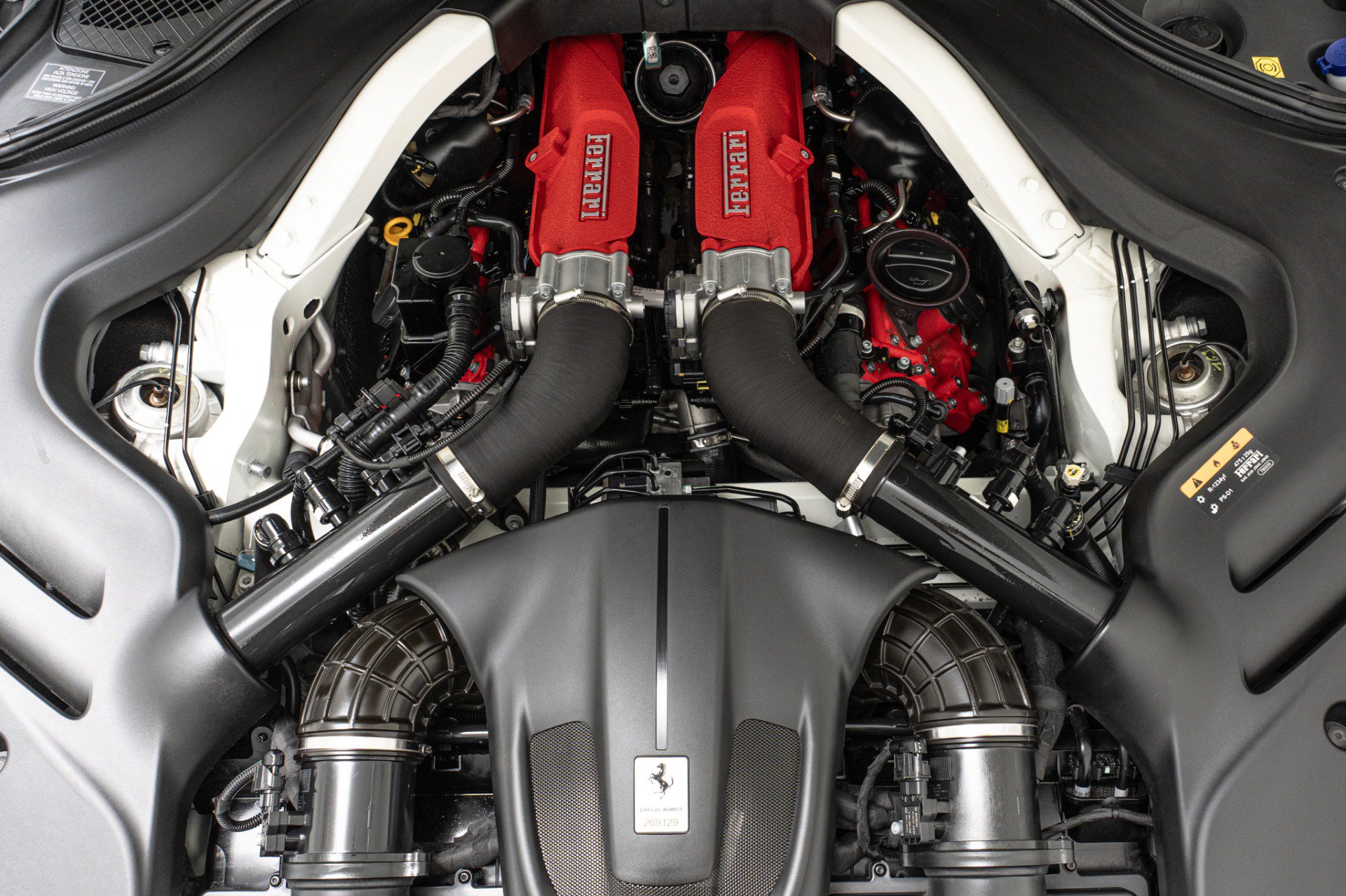 Used 2022 Ferrari Roma RWD image 12