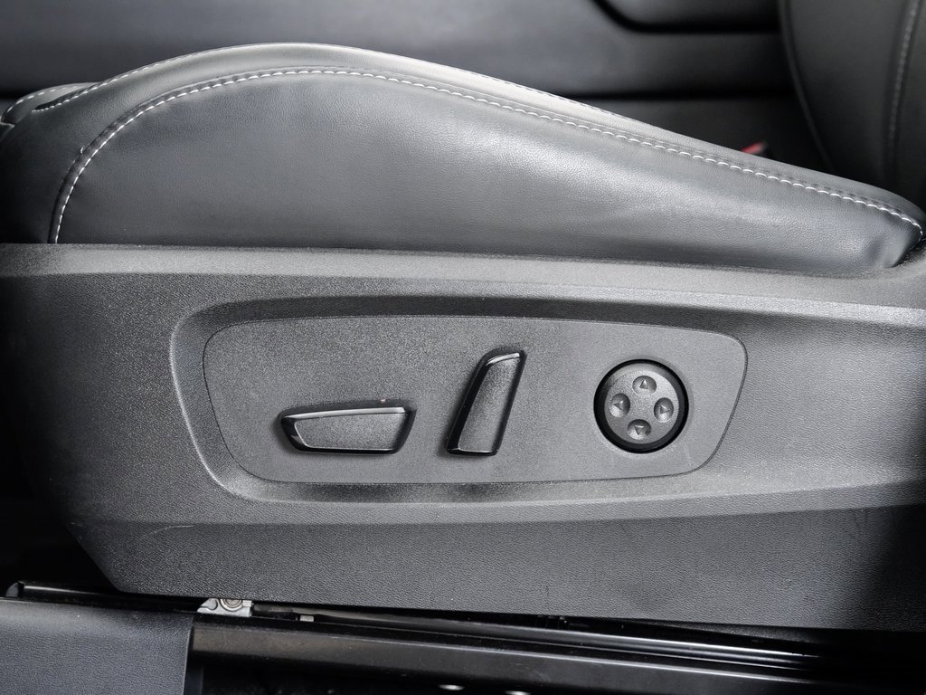 Used 2023 INFINITI QX60 Luxe w/ Cargo Package image 11