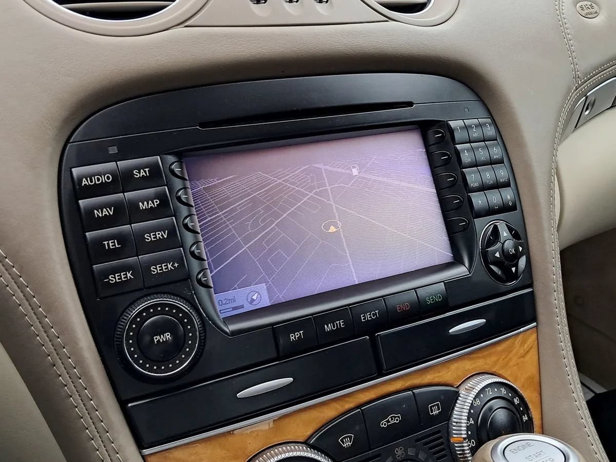Used 2007 Mercedes-Benz SL 600 image 25