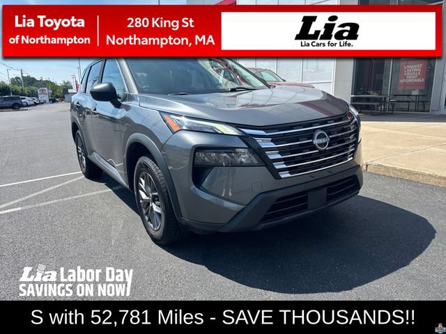 Used 2024 Nissan Rogue S AWD/4WD image 1