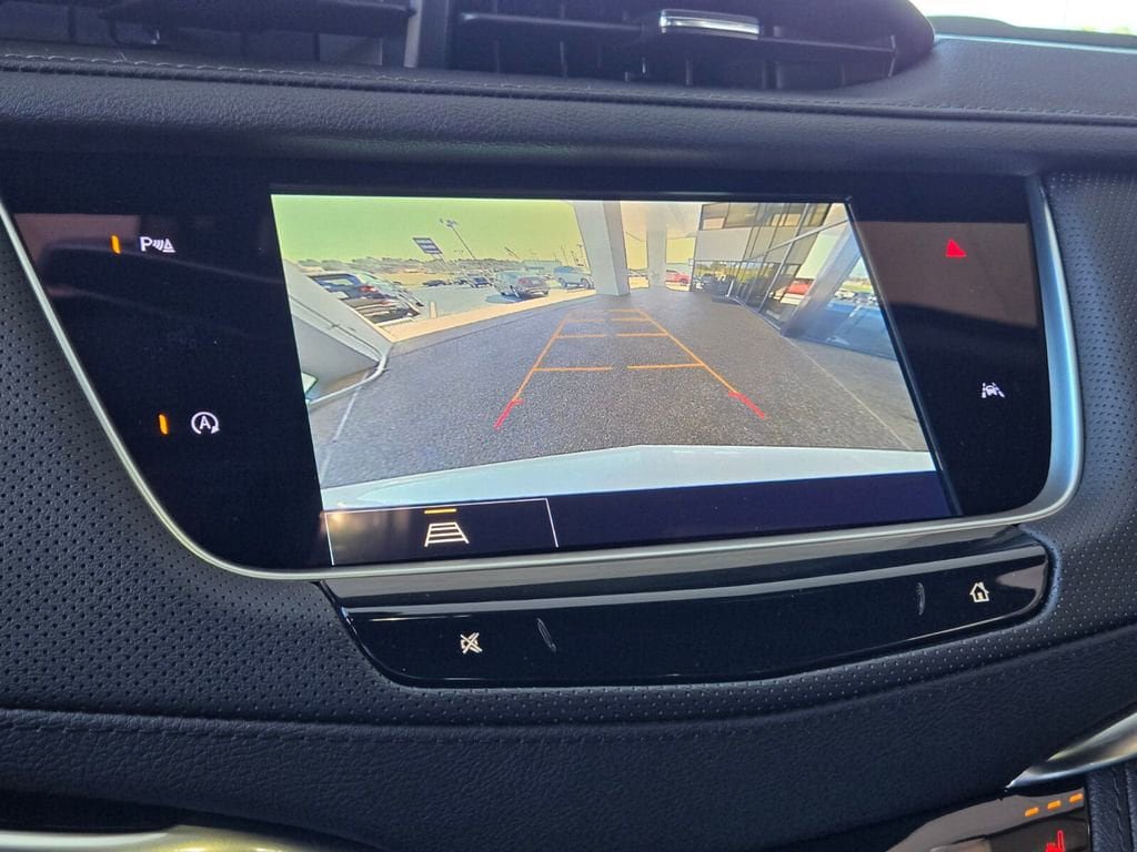 New 2025 Cadillac XT6 Luxury AWD/4WD image 37