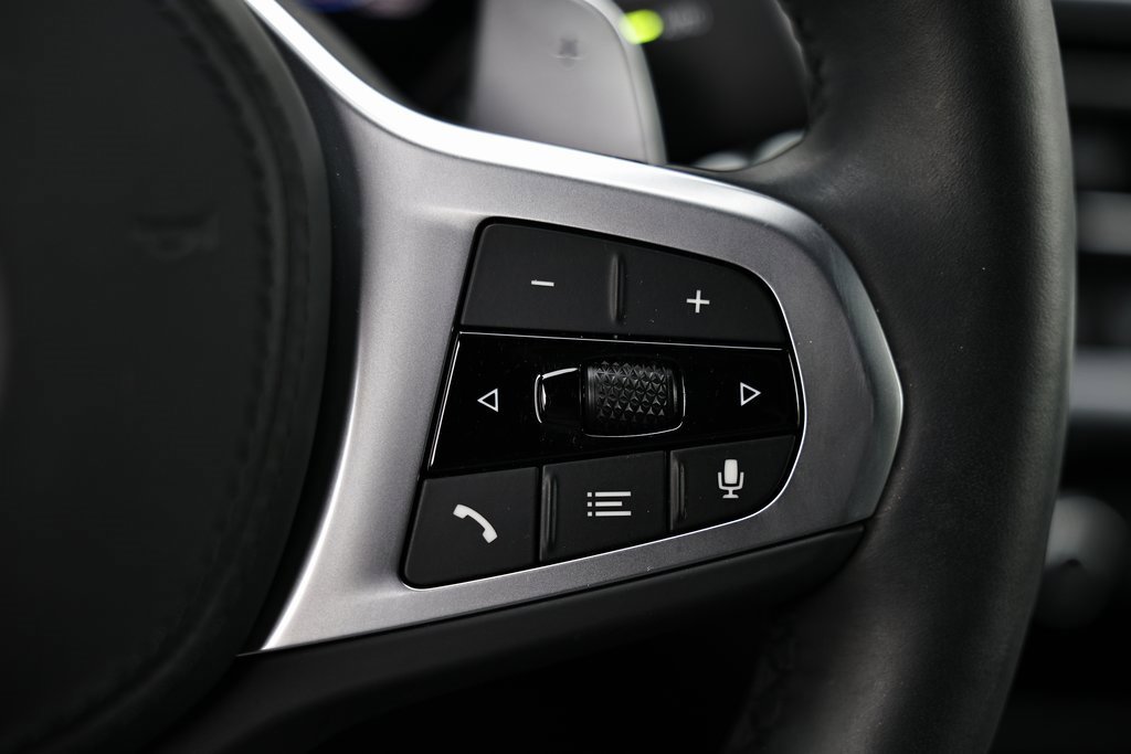 Used 2025 BMW X4 xDrive30i w/ Premium Package image 35