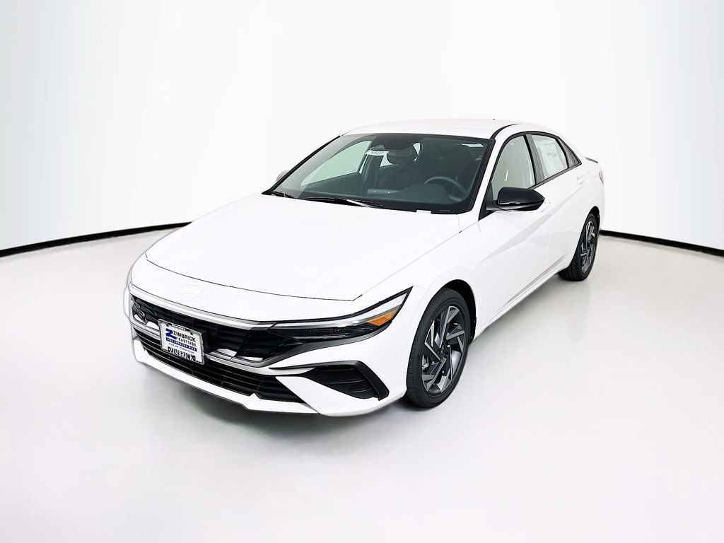 New 2025 Hyundai Elantra SEL w/ Cargo Package image 3