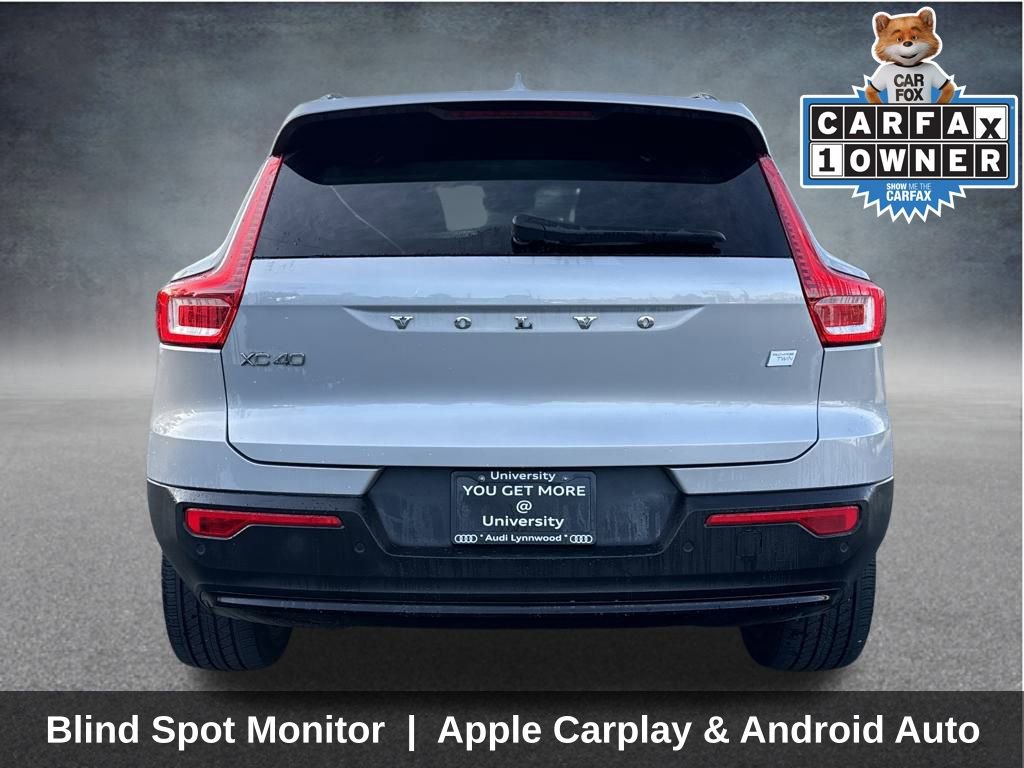 Used 2023 Volvo XC40 Recharge Plus image 7