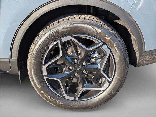 New 2026 Ford Escape Platinum w/ Premium Technology Package image 9