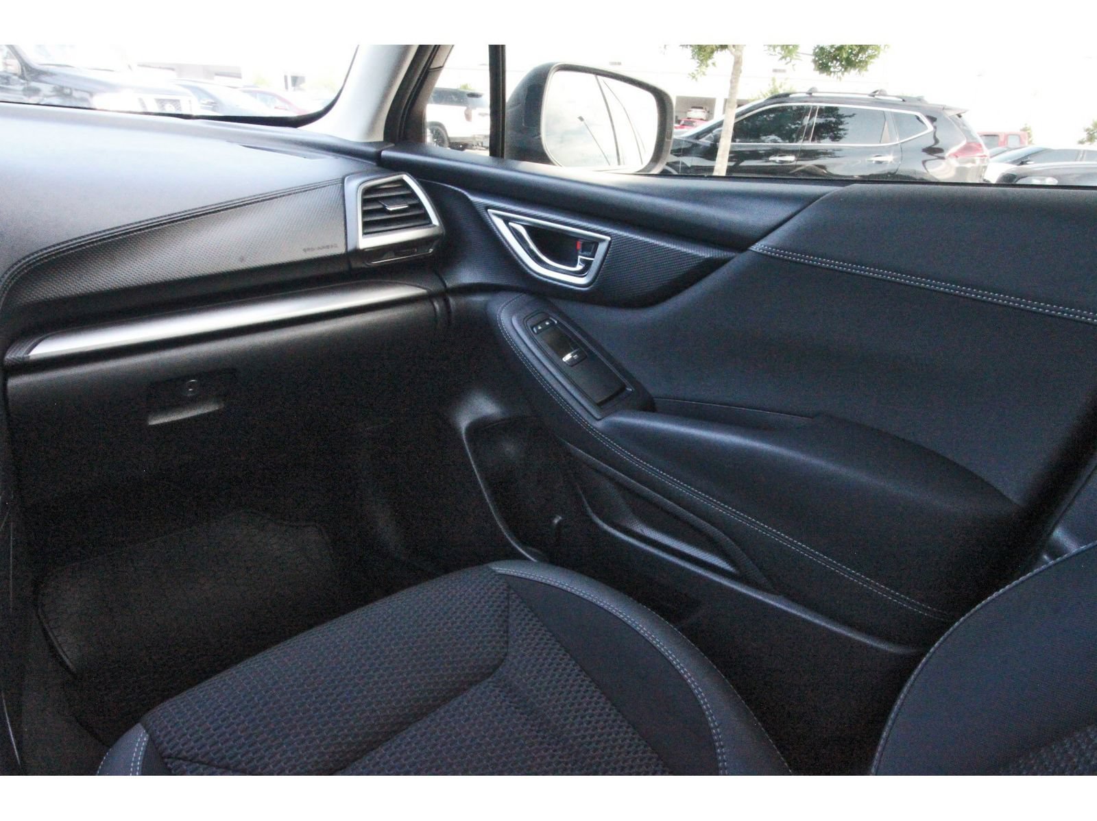 Used 2020 Subaru Forester Premium AWD/4WD image 14
