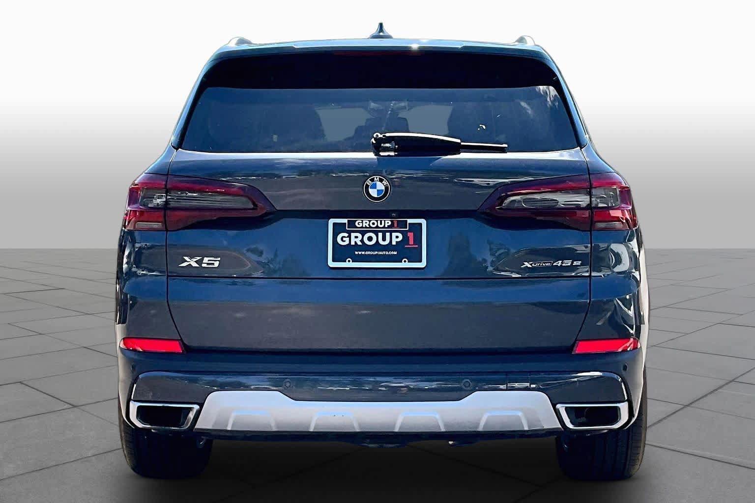 Used 2021 BMW X5 xDrive45e w/ Premium Package AWD/4WD image 5