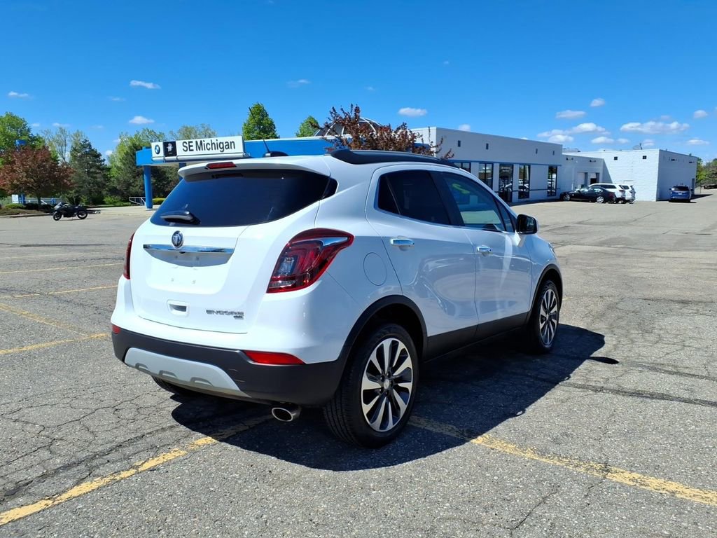 Used 2022 Buick Encore Preferred w/ Safety Package AWD/4WD image 4
