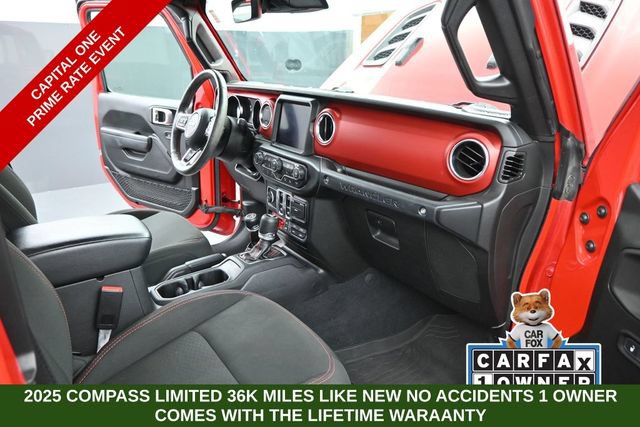 Used 2022 Jeep Wrangler Rubicon w/ LED Lighting Group AWD/4WD image 17